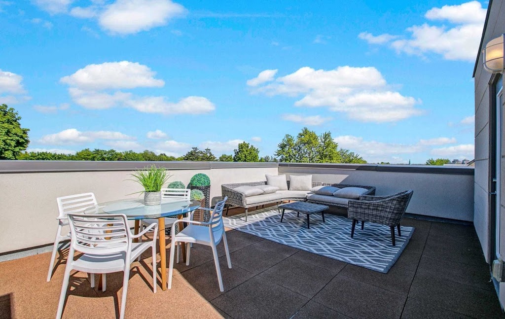 Kenneth & Holmes Urban Townhouse - 50 & 52 Holmes | 52 Holmes Ave, North York, ON M2N 0J9, Canada | Phone: (905) 507-6726