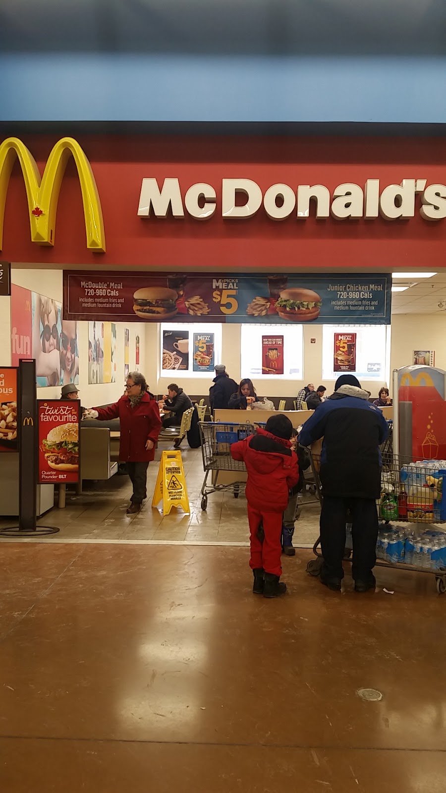 McDonalds | 700 Centre St, Thornhill, ON L4J 0A7, Canada | Phone: (905) 707-9158