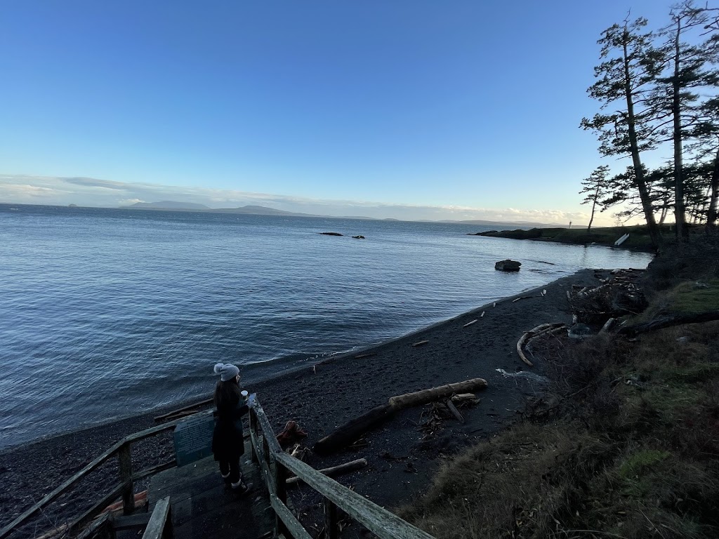 The Denby On Pender | 3829 Cutlass Ct, Pender Island, BC V0N 2M2, Canada | Phone: (778) 321-2563