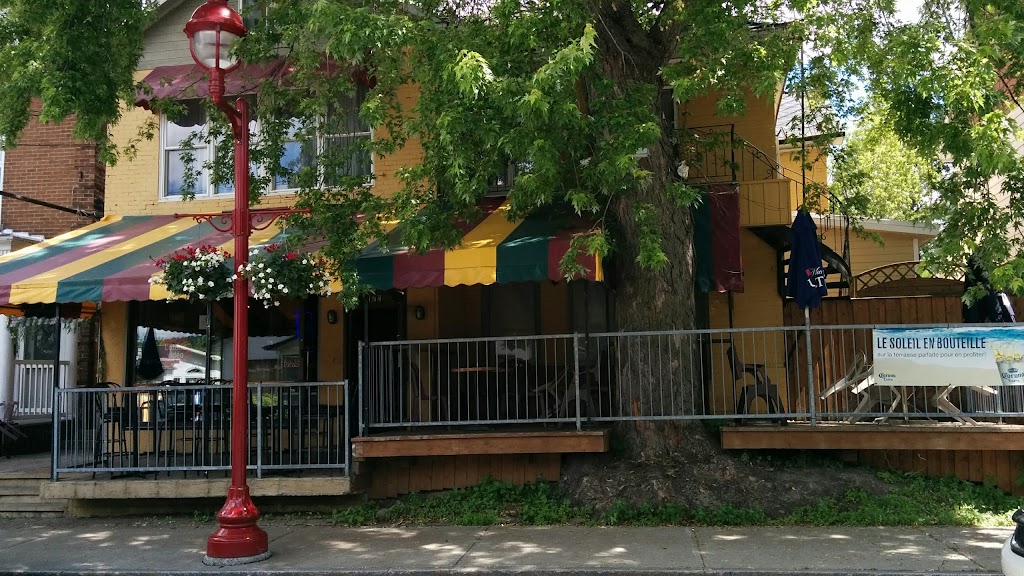 Le Café Notre-Dame | 222 Rue Notre Dame N, Sainte-Marie, QC G6E 2K4, Canada | Phone: (418) 387-5711