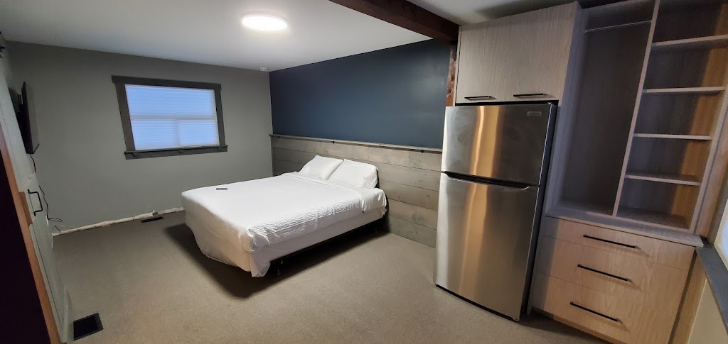 Moira Lake Motel | 104888 Trans-Canada Hwy, Madoc, ON K0K 2K0, Canada | Phone: (647) 262-9953