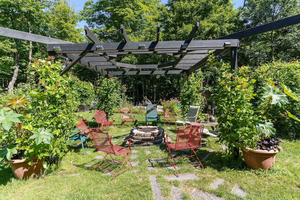 Solterra, Boutique Events | 2072 Falkenburg Rd, Port Carling, ON P0B 1J0, Canada | Phone: (705) 645-0007