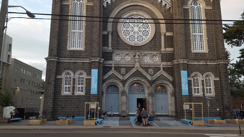 Eglise St-Charles De Limoilou | 500 8e Ave, Quebec City, QC G1J 3L7, Canada | Phone: (418) 522-6252