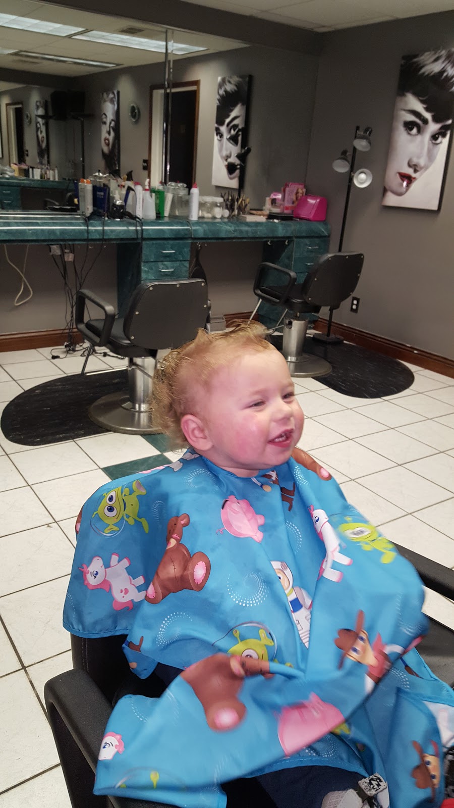 Heads & Tales Salon & Day Spa | 359 Potters Rd, Buffalo, NY 14220, USA | Phone: (716) 822-6996
