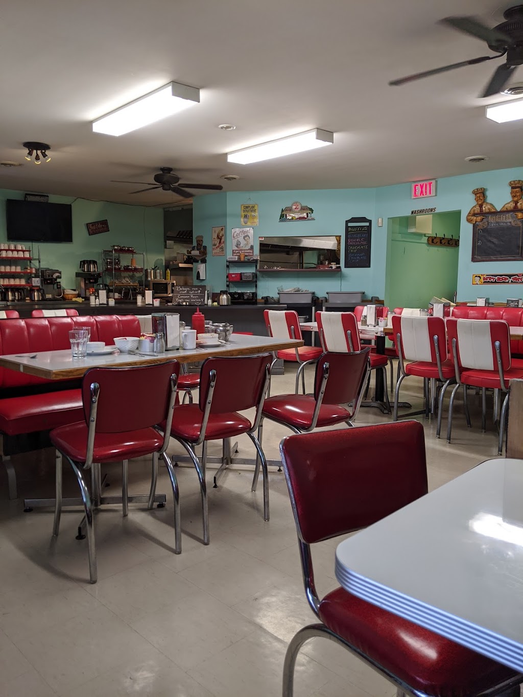 Kaileys Kafe | 8 Loyalist Dr #6, Brighton, ON K0K 1H0, Canada | Phone: (613) 475-9777