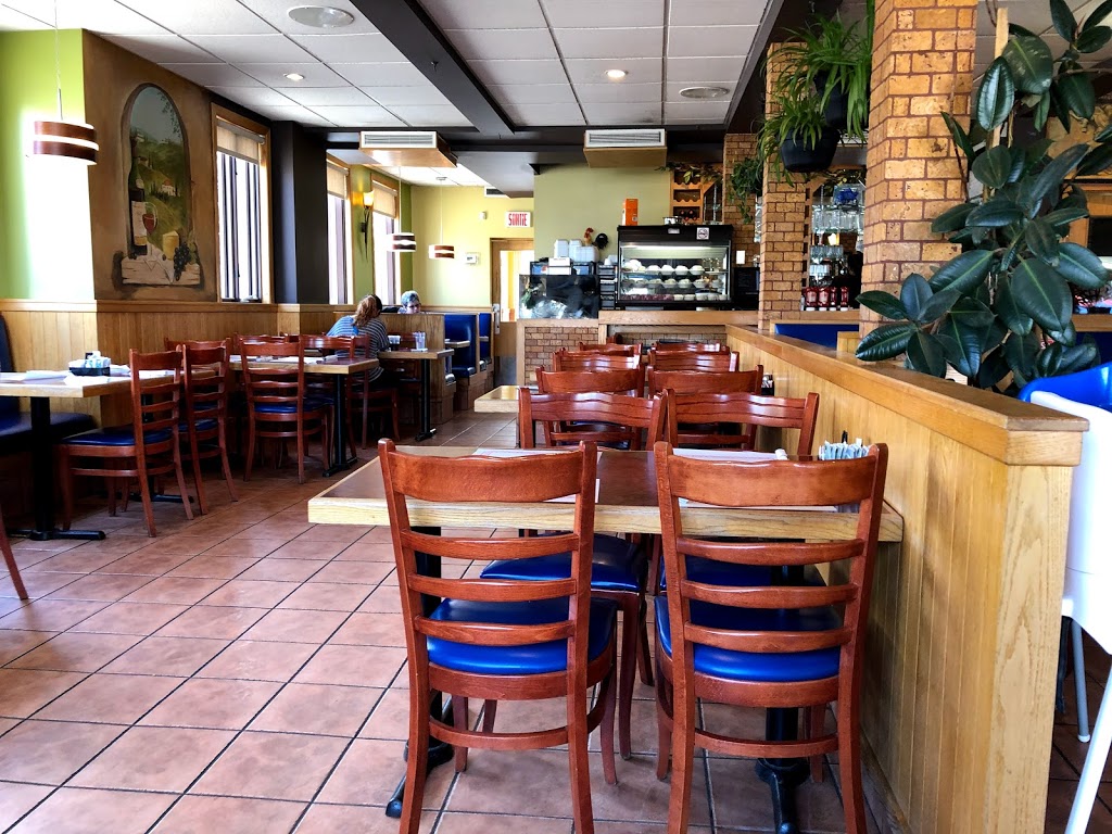 Pizzeria Quatre Saisons | 440 Av St Charles, Vaudreuil-Dorion, QC J7V 2N1, Canada | Phone: (450) 455-5545