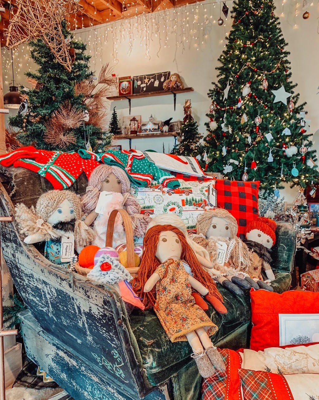 Star & Stable Christmas Store | 685 Rustico Rd #7, North Milton, PE C1E 0X5, Canada | Phone: (902) 620-7280