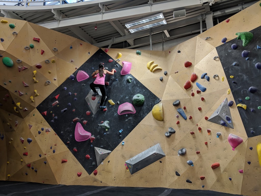Calgary Climbing Centre Rocky Mountain | 10721 West Valley Rd SW, Calgary, AB T3B 5T2, Canada | Phone: (587) 231-9116