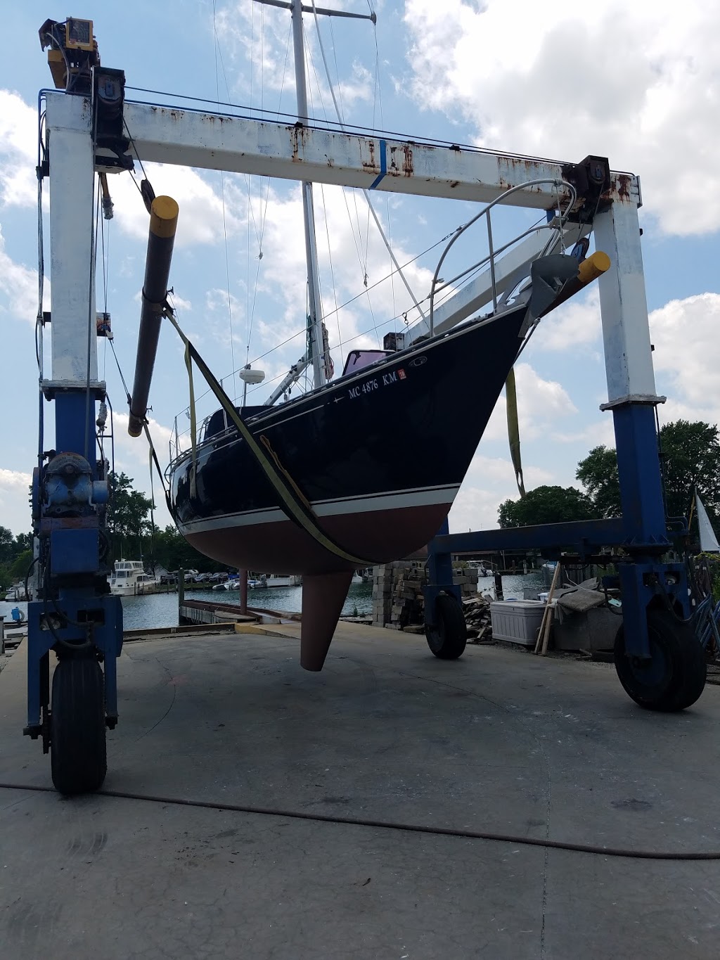 Sailors Cove Marine LLC | 31040 N River Rd, Harrison Charter Township, MI 48045, USA | Phone: (586) 493-0935