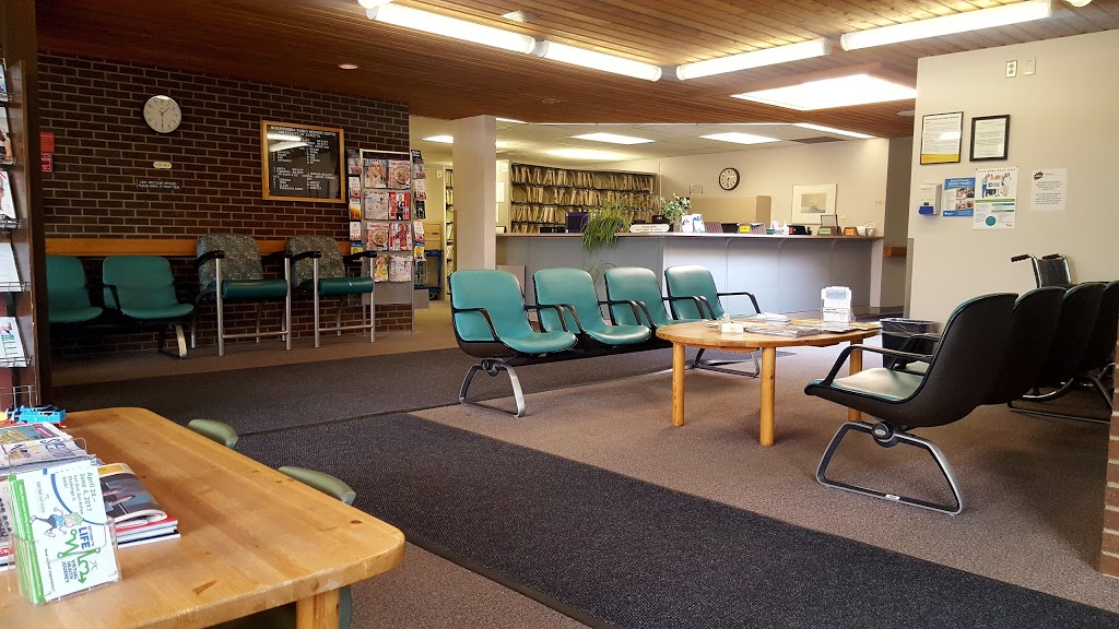 Family Medicine Ctr | 16940 87 Ave NW, Edmonton, AB T5R 4H5, Canada | Phone: (780) 735-2800
