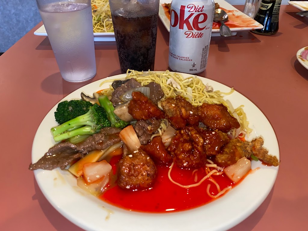 Golden Dragon | 33550 South Fraser Way #2, Abbotsford, BC V2S 5G7, Canada | Phone: (604) 853-3878