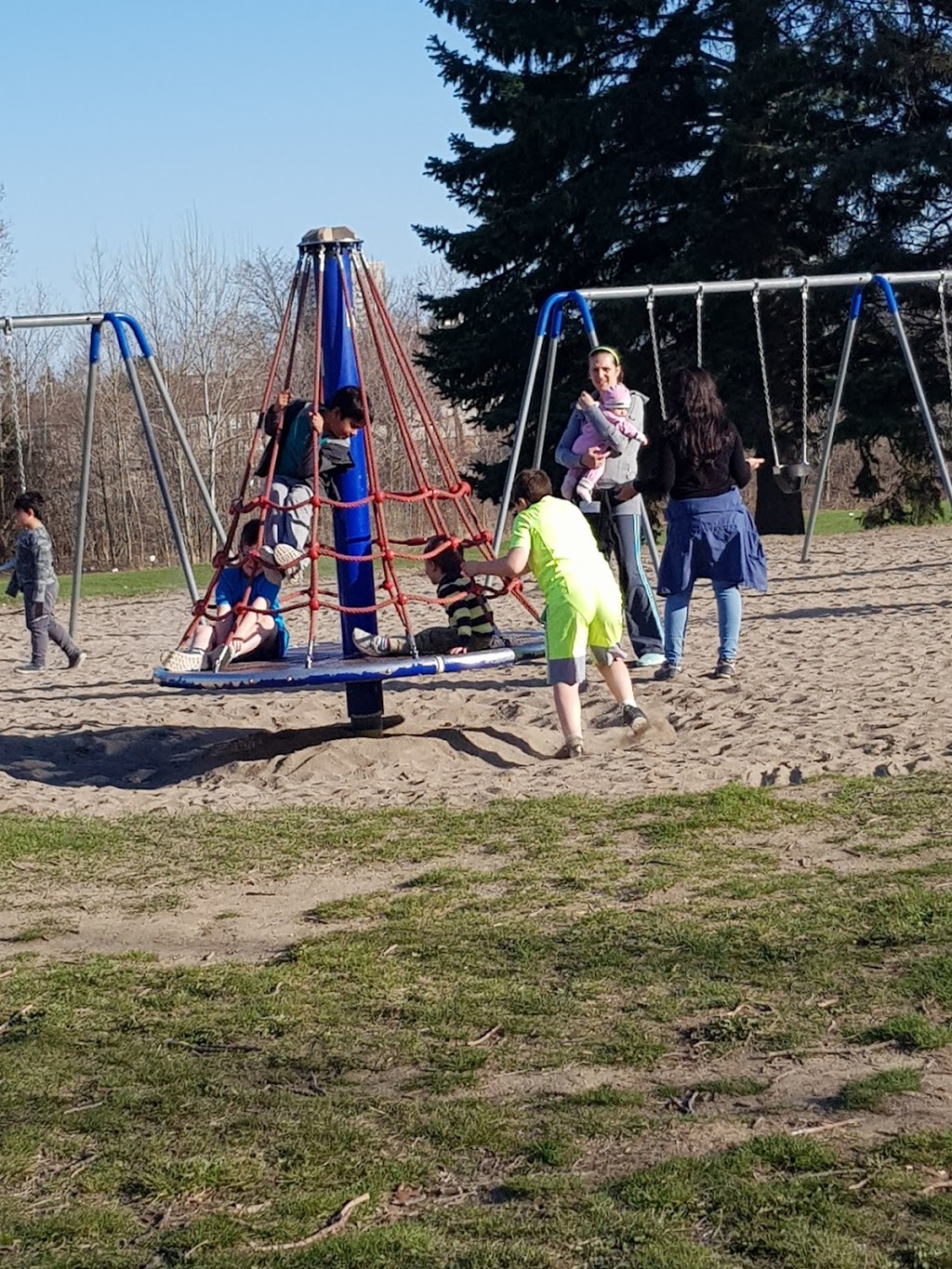 Mississauga Valley Park | 1275 Mississauga Valley Blvd, Mississauga, ON L5A 3R8, Canada | Phone: (905) 615-4100