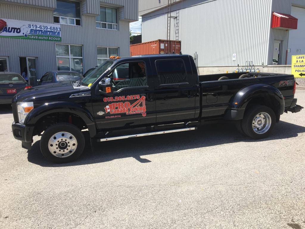 Pro-Canada Towing & recovery Inc | 1326 Aurele St, Gloucester, ON K1B 3L3, Canada | Phone: (613) 265-6275