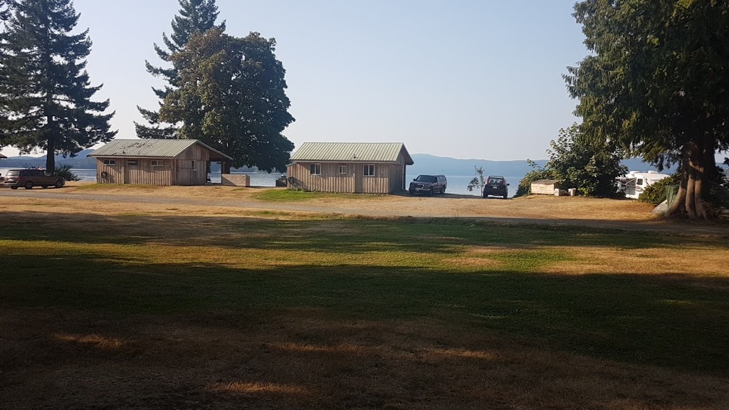 Kents Beach Resort | 14171 101 Hwy, Powell River, BC V8A 0N1, Canada | Phone: (604) 487-9386