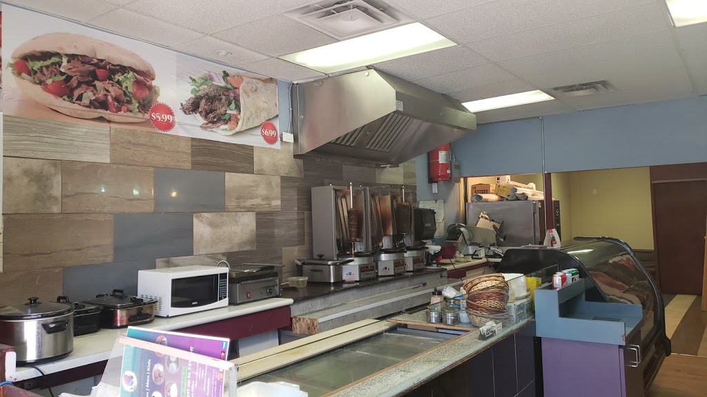 Donair Time | 3310 Fairlight Dr, Saskatoon, SK S7M 4Z1, Canada | Phone: (306) 933-4444