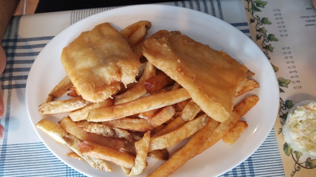 Riverside Fish Hut | 157 King St W, Cambridge, ON N3H 1B5, Canada | Phone: (519) 653-0788