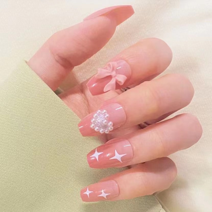 Lead Nails | 2 Bloomfield Trail unit 3, Richmond Hill, ON L4E 2H8, Canada | Phone: (905) 237-9758