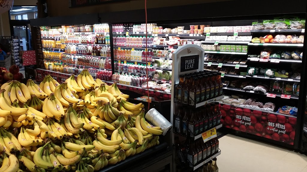 Metro Gracefield | 27 Rue Principale, Gracefield, QC J0X 1W0, Canada | Phone: (819) 463-3490
