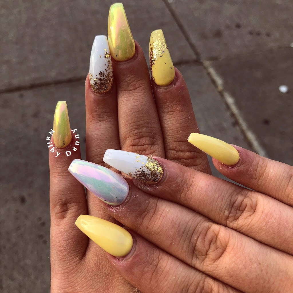 Rosy Nails | 395 Danforth Ave, Toronto, ON M4K 1P1, Canada | Phone: (416) 792-9229