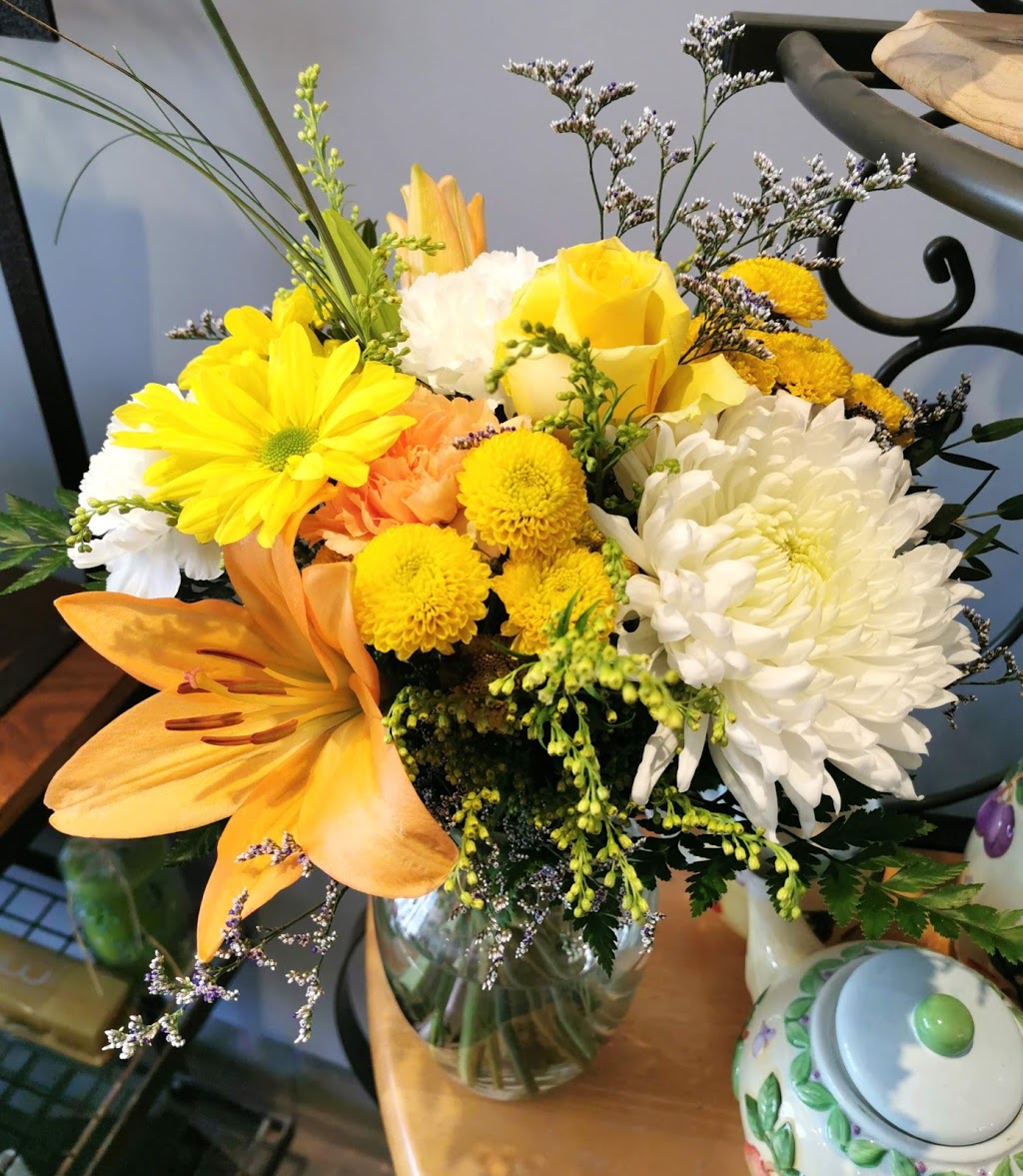 Blooming Garden Florist | 481 Main St, Kentville, NS B4N 1K9, Canada | Phone: (902) 681-3644