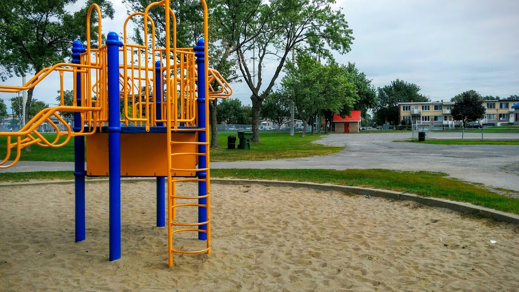 Parc Sauvé | Boul Henri-Bourassa E, Montréal-Nord, QC H1H 3M6, Canada | Phone: (514) 872-0311