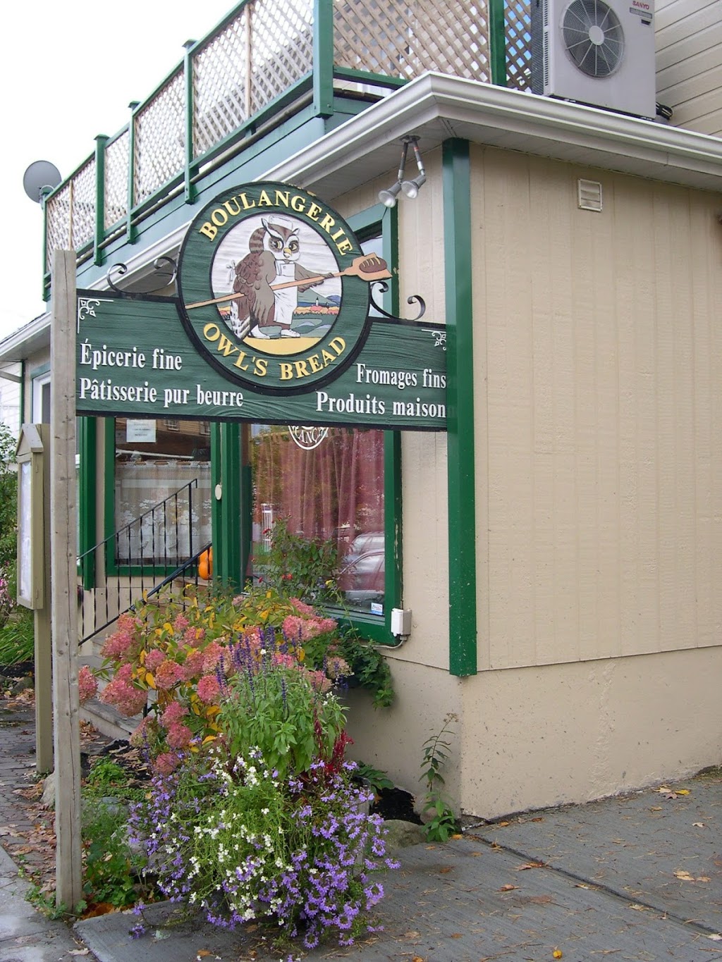 Boulangerie Owls Bread | 299 Rue Principale, Mansonville, QC J0E 1X0, Canada | Phone: (450) 292-3088