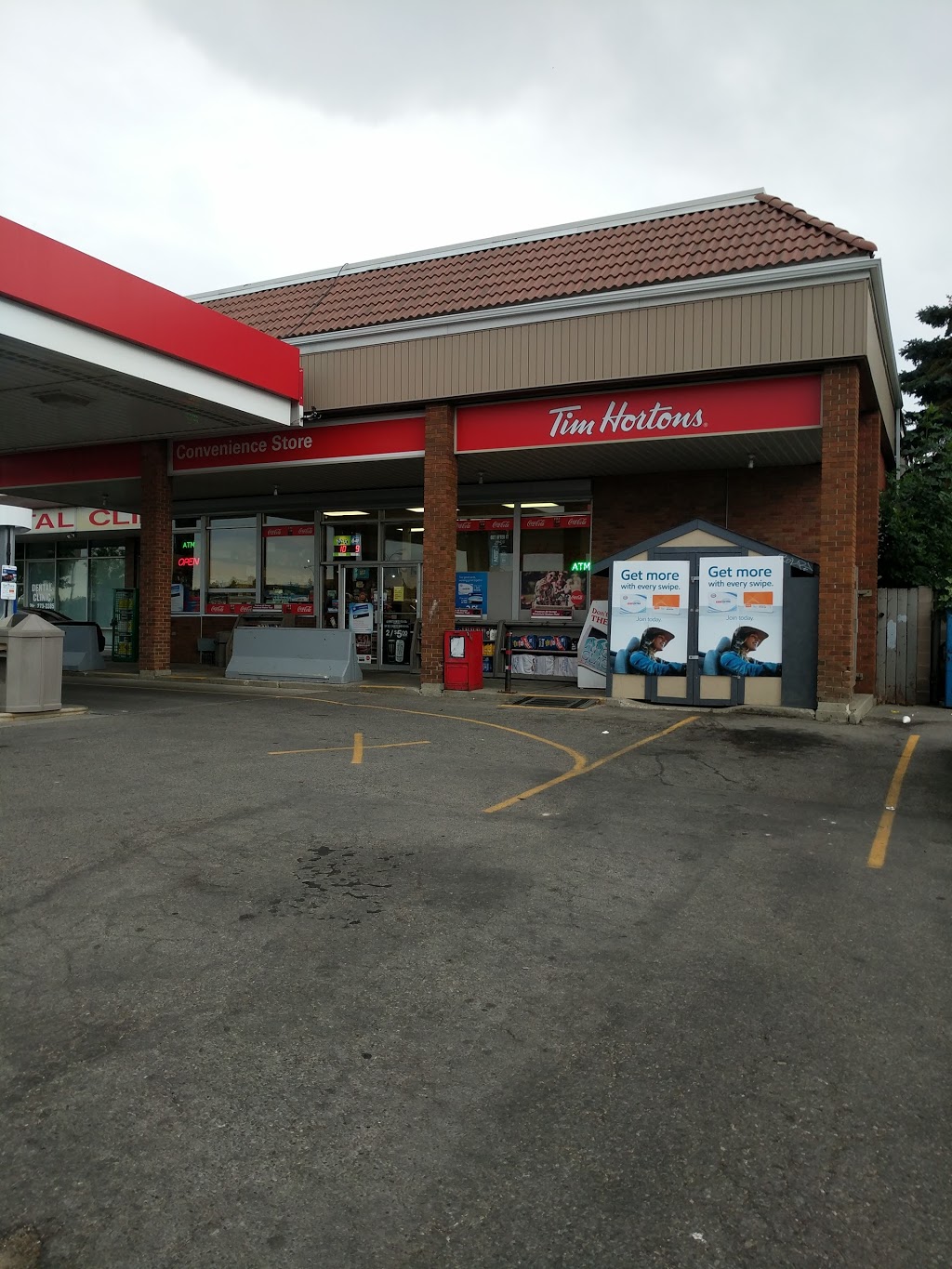 SOUTHVIEW ESSO | 2825 17 Ave SE, Calgary, AB T2A 0P7, Canada | Phone: (403) 208-9000