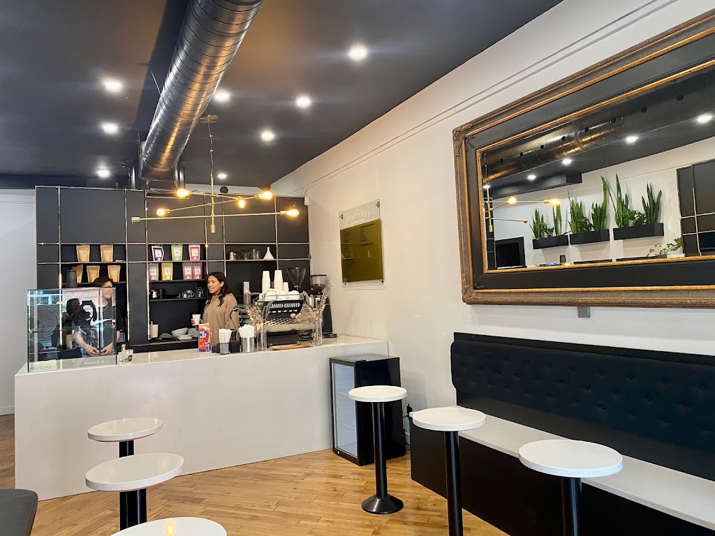 THE STANDARD PLATEAU | 65 Av. Fairmount O, Montréal, QC H2T 2M3, Canada | Phone: (514) 655-3715