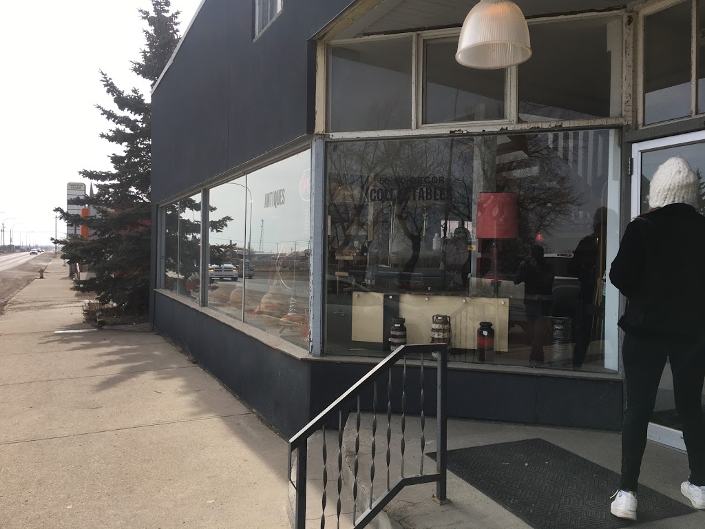 Mid Century Antiques | 2011 20 Ave, Nanton, AB T0L 1R0, Canada | Phone: (403) 336-3253
