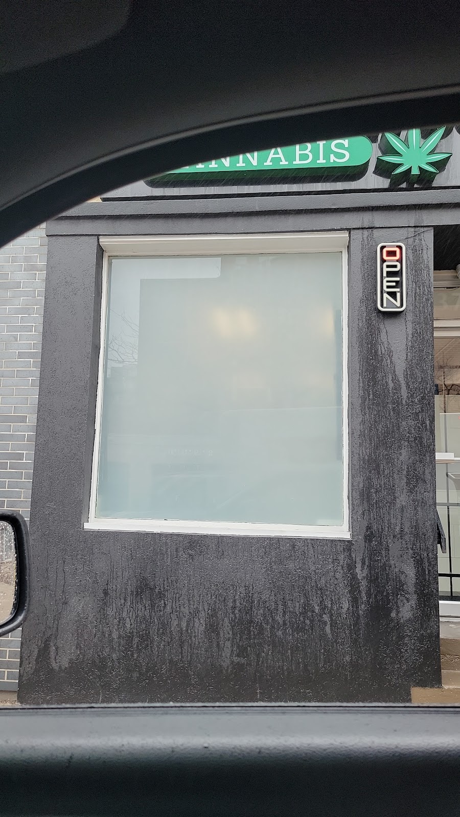 Niagara Coyote Auto | 4346 Fourth Ave, Niagara Falls, ON L2E 4N2, Canada | Phone: (905) 353-4391