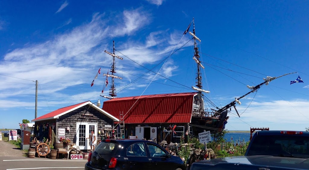 Woodchuck Carvings | 1554 NB-475, Baie de Bouctouche, NB E4S 4R2, Canada | Phone: (506) 743-5222