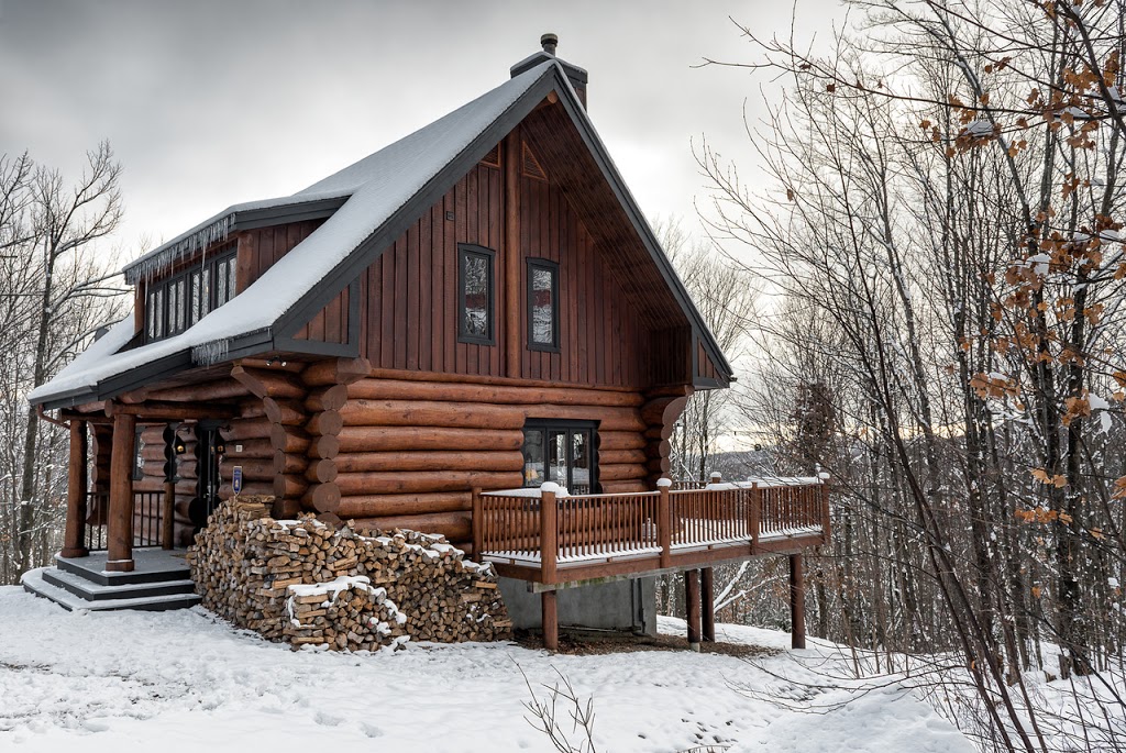 Tremblant Mountain Chalets | 210 Chemin Des Ecorces, Lac-Supérieur, QC J0T 1P0, Canada | Phone: (888) 624-6097