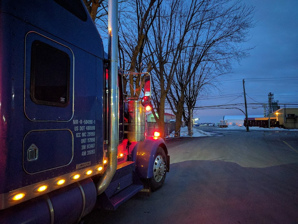 Transport Donald Riendeau (Les) | 520 Chem. Rhéaume, Saint-Michel, QC J0L 2J0, Canada | Phone: (450) 454-5525