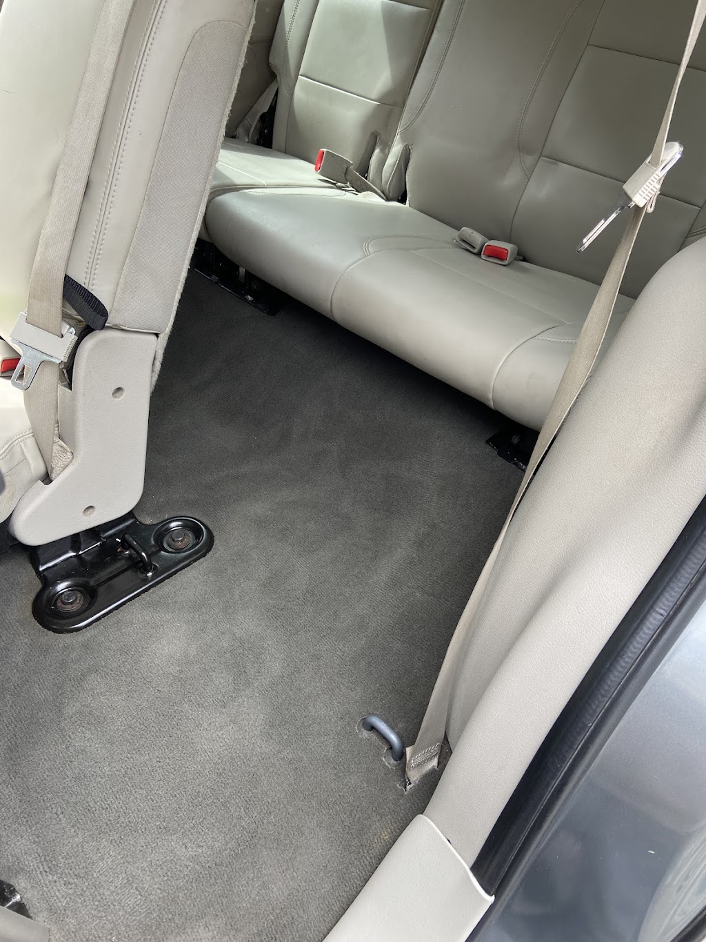Kais Custom Cleaning | 9098 Queen St, Langley Twp, BC V1M 2R5, Canada | Phone: (604) 910-7052