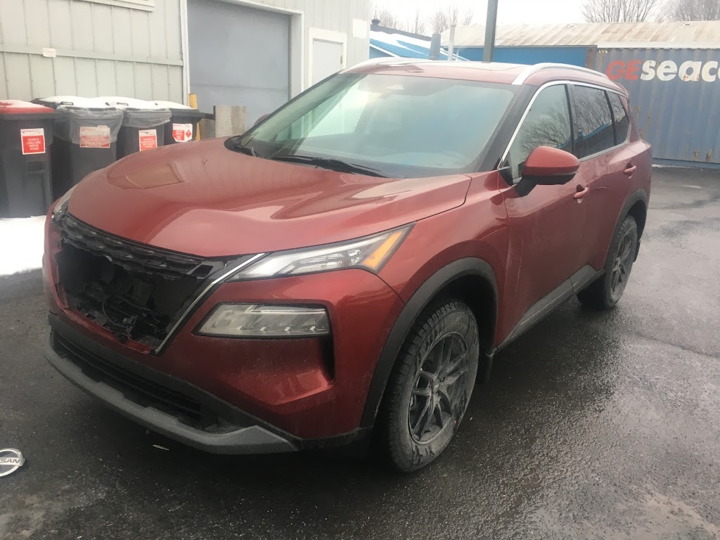 Carrosserie Certifiée Nissan & Mitsubishi | 127 QC-104, Saint-Jean-sur-Richelieu, QC J2X 1H4, Canada | Phone: (514) 434-5593