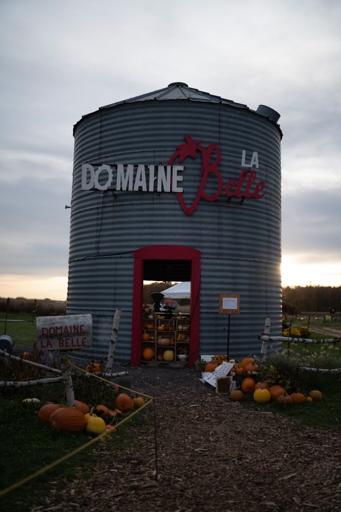 La Belle de Coteau-du-Lac | 75 QC-201, Coteau-du-Lac, QC J0P 1B0, Canada | Phone: (450) 601-2992