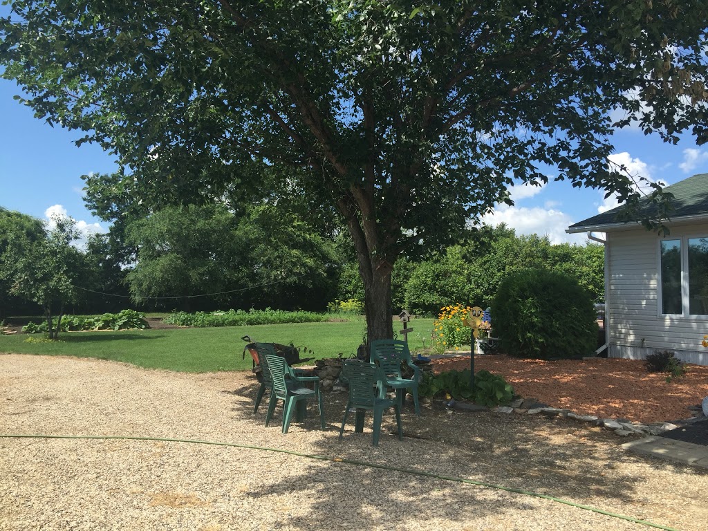 Country Girls Inn Motel | 112 Androsoff St, Blaine Lake, SK S0J 0J0, Canada | Phone: (306) 497-3233