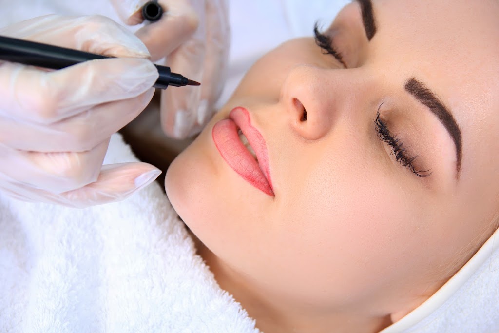 Artistic Expressions Permanent Make Up & Microblading | 17449 BC-10 #125, Surrey, BC V3S 2X6, Canada | Phone: (604) 313-6225