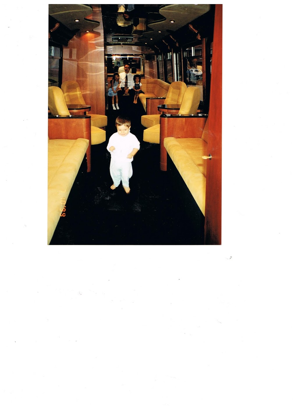 TREVI Livery, Limousine & Coach Services | 4120 Steeles Ave W #3, Woodbridge, ON L4L 2V2, Canada | Phone: (877) 853-5466
