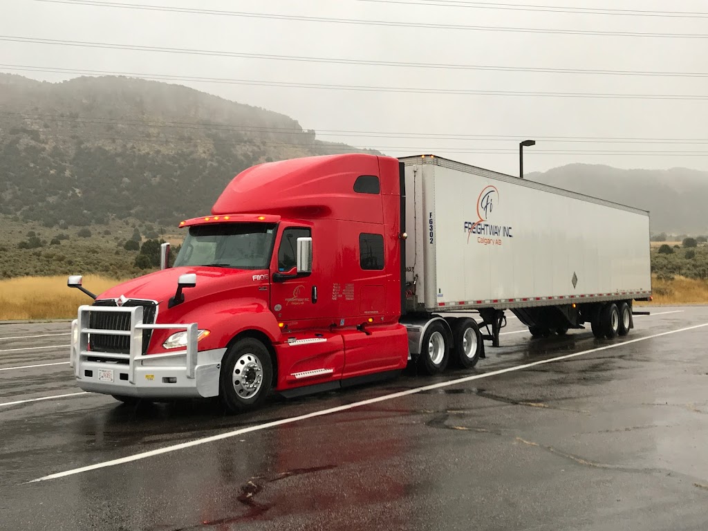 Freightway Inc | 4120 67 Ave NE, Calgary, AB T3J 4H3, Canada | Phone: (403) 922-2323