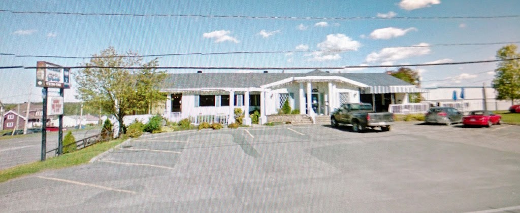 Restaurant La Grille | 2725 25e Av, Saint-Prosper, QC G0M 1Y0, Canada | Phone: (418) 594-1960