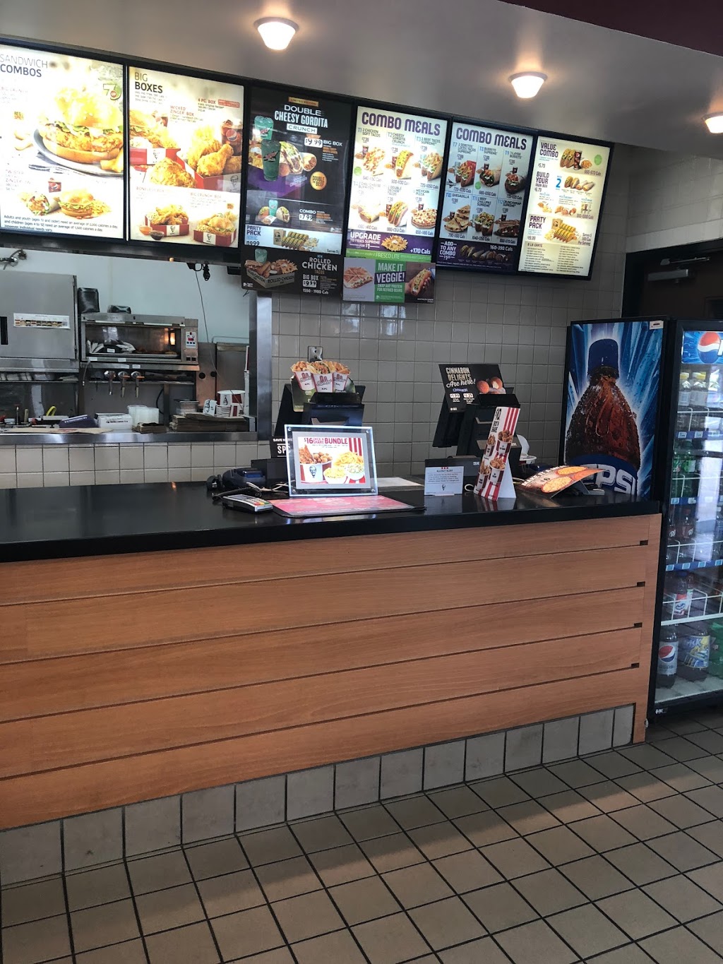 KFC | 38 Broadway, Orangeville, ON L9W 1J4, Canada | Phone: (519) 941-3393