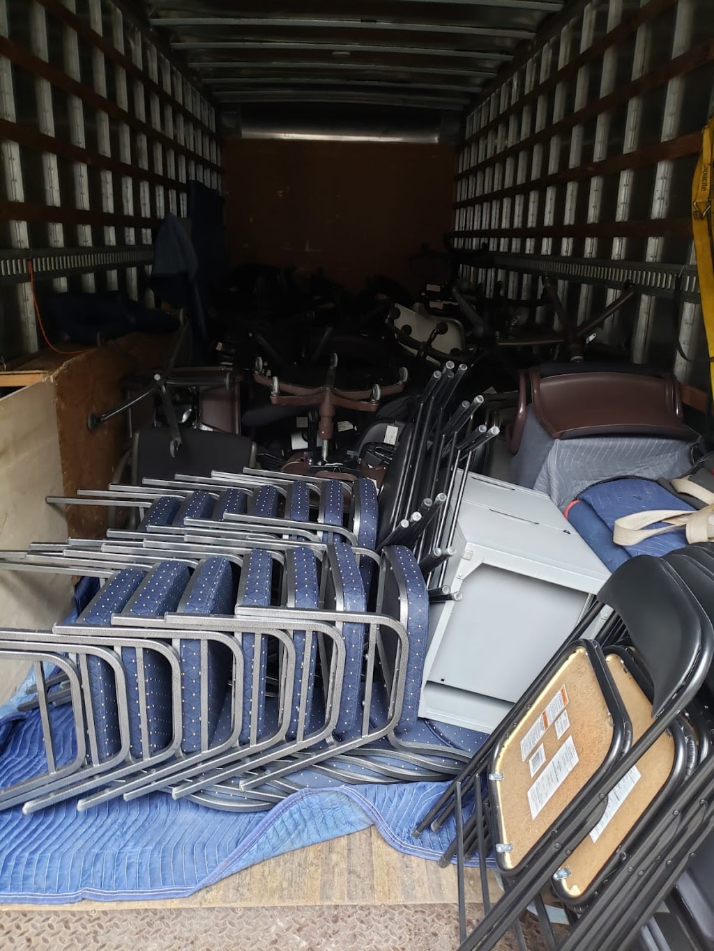Royal Toronto Movers | 31 Brightsview Dr, Richmond Hill, ON L4E 3Z2, Canada | Phone: (647) 937-3280