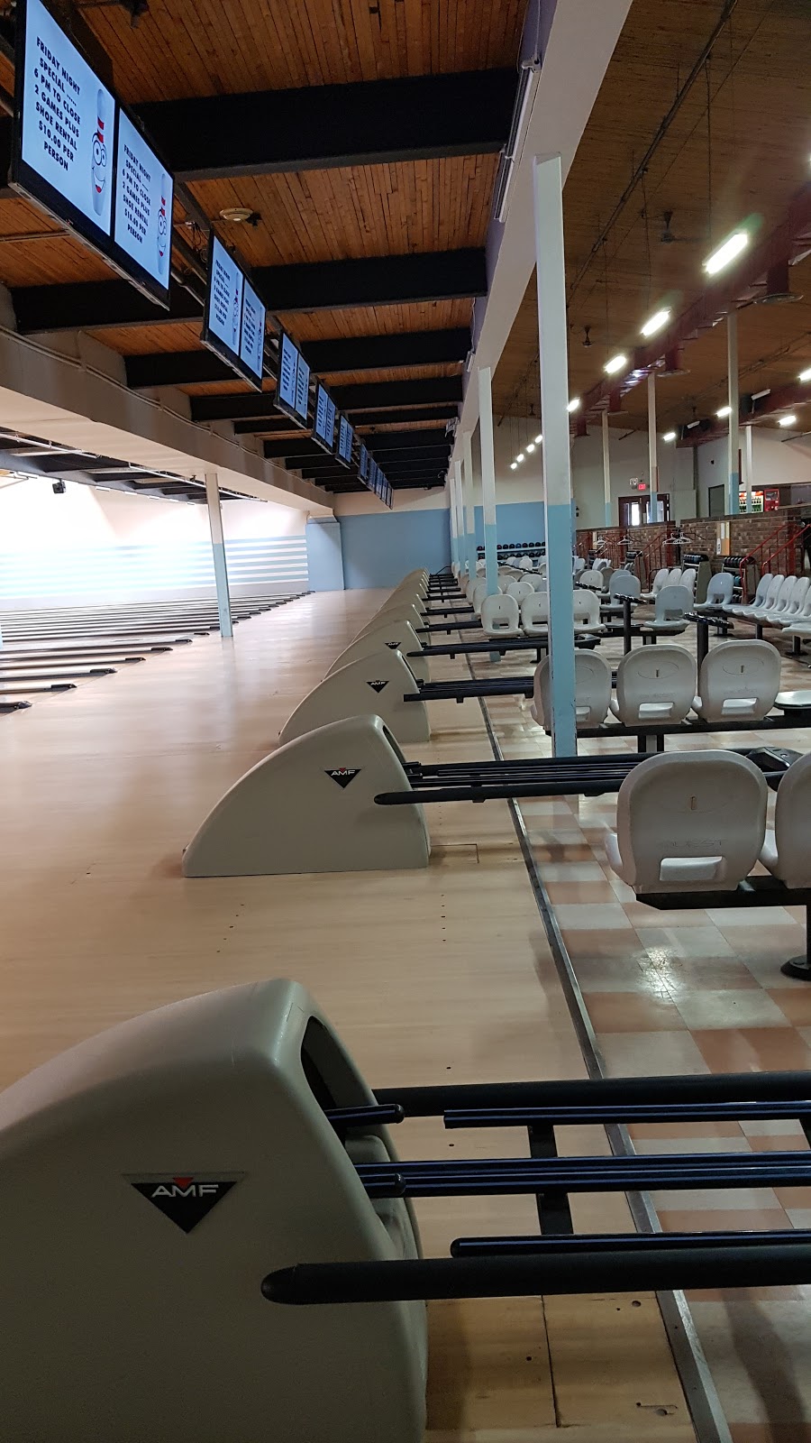 Prost Bowling Centre | bowling alley | 830 Gardiners Rd, Kingston, ON K7M 3X9, Canada | 6133898117 OR +1 613-389-8117