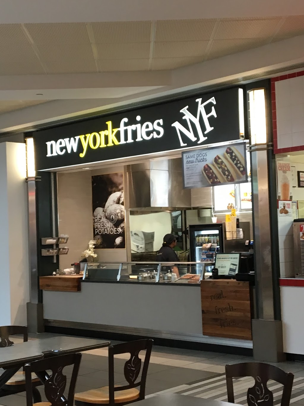 New York Fries - Kildonan Place | 1555 Regent Ave W F2, Winnipeg, MB R2C 4J2, Canada | Phone: (204) 654-9289