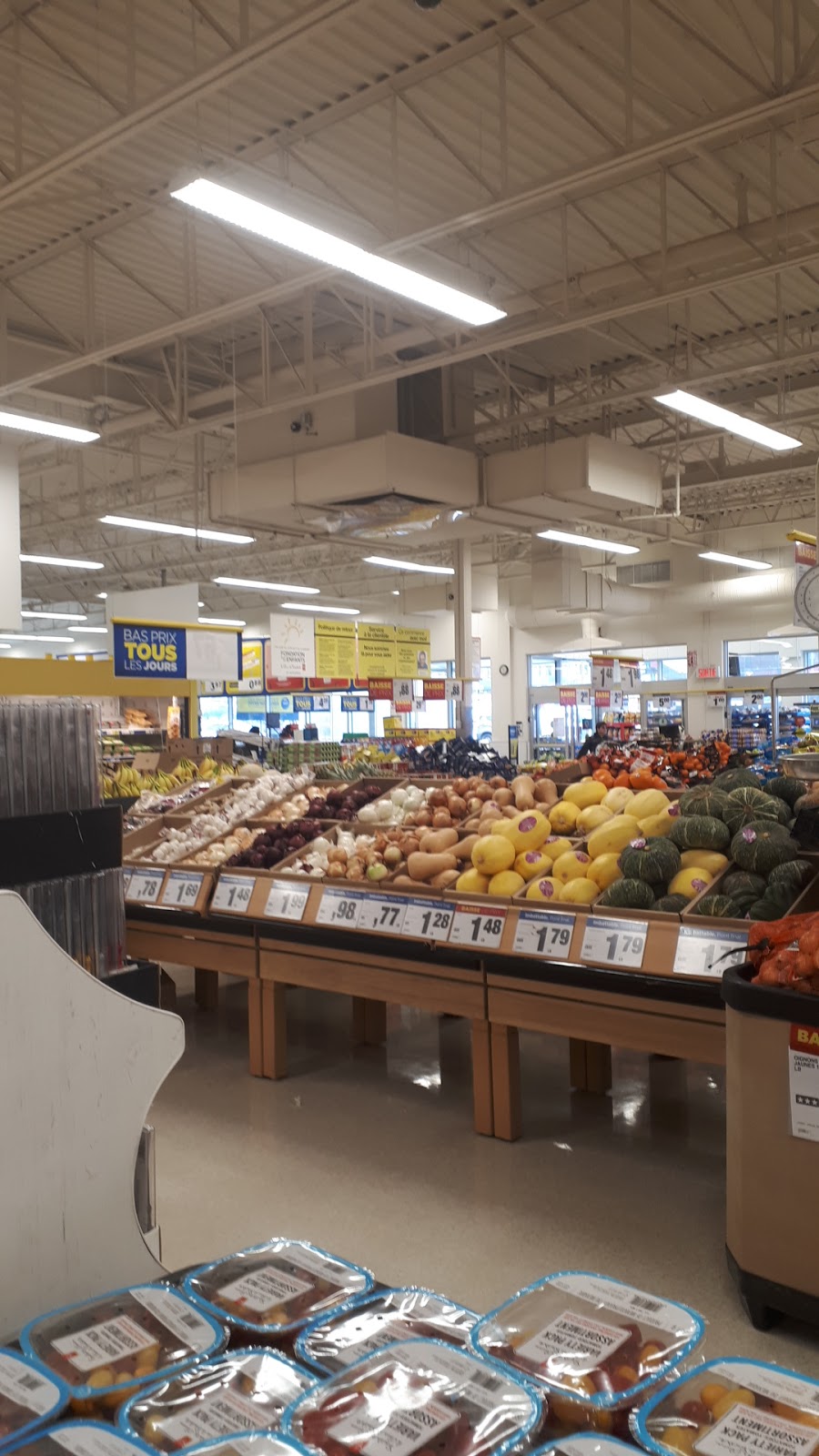 Maxi | 500 Boulevard des Laurentides, Saint-Jérôme, QC J7Z 4M1, Canada | Phone: (450) 431-2886