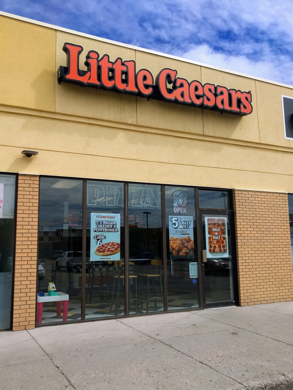 Little Caesars Pizza | 3929 8 St E Unit 104a, Saskatoon, SK S7H 5M2, Canada | Phone: (306) 373-2800