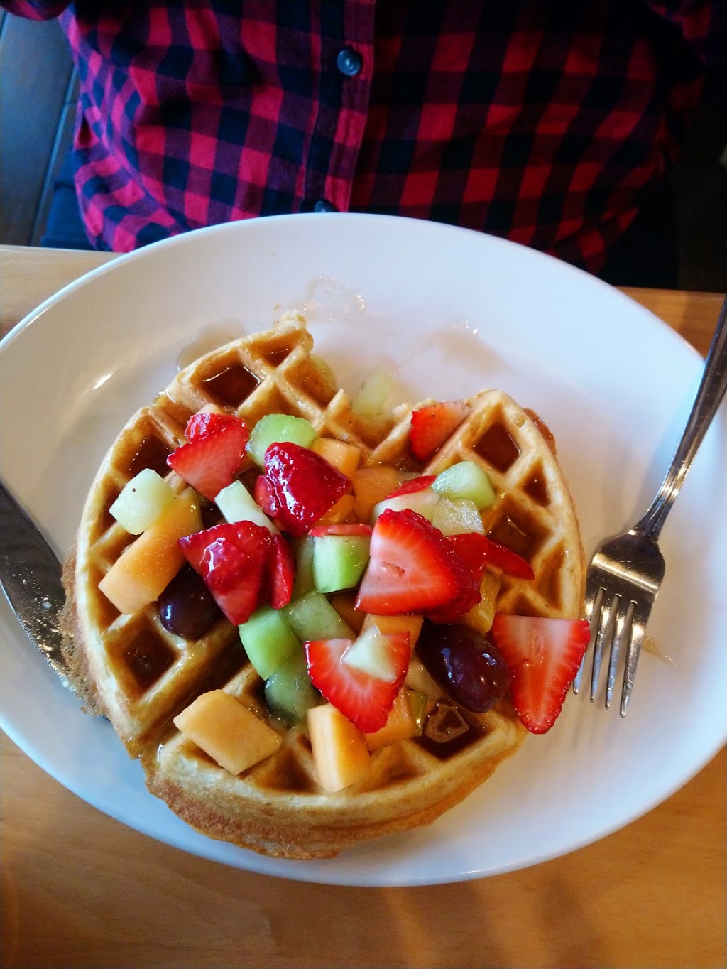 Sunset Grill | 7905 McLeod Rd, Niagara Falls, ON L2H 0G5, Canada | Phone: (905) 371-2112