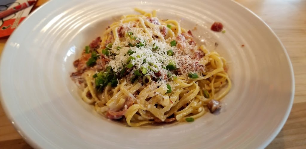 East Side Marios | 750 Queenston Rd, Hamilton, ON L8G 1A4, Canada | Phone: (905) 573-9442