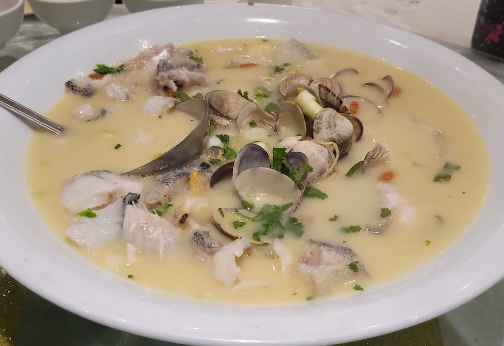 聚鲜阁Ji Xian Ge Chinese Restaurant | 4911 Steeles Ave E #1, Scarborough, ON M1V 4Z3, Canada | Phone: (416) 293-8868